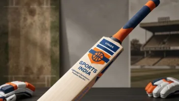 Lightweight cricket bat players